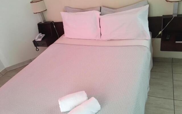 Binder Hotel Mogi Guaçu