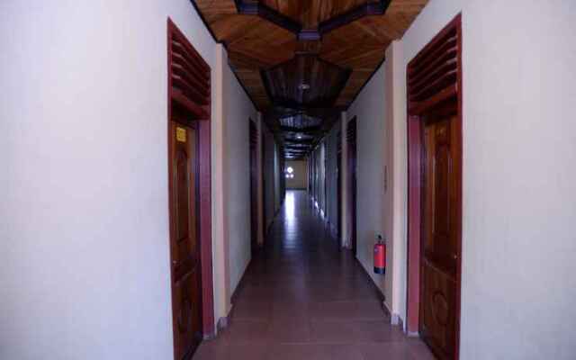 Hotel Ar Riyadh Kuala Tungkal