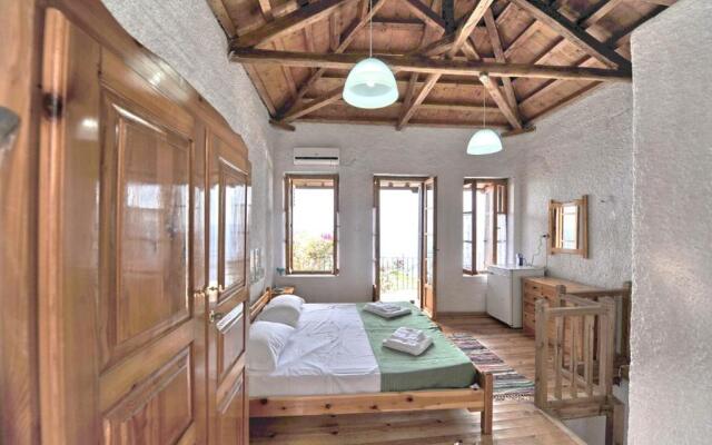 Secret Sporades Panoramic Residence