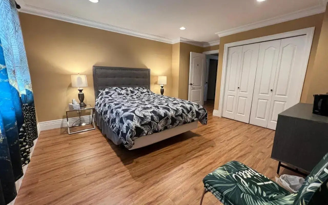 Vancouver Luxury Homestay