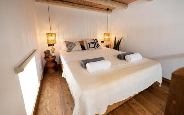 CasaCarma II, private pool, boho design, tradition