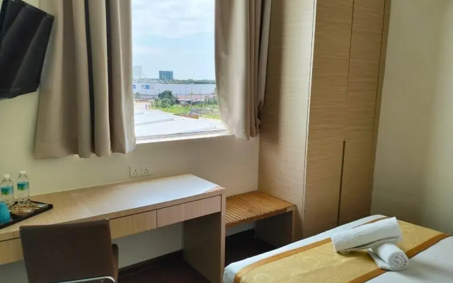 Sunflower World Hotel