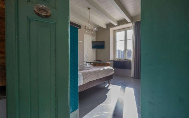 Cabanon Urban Apartments