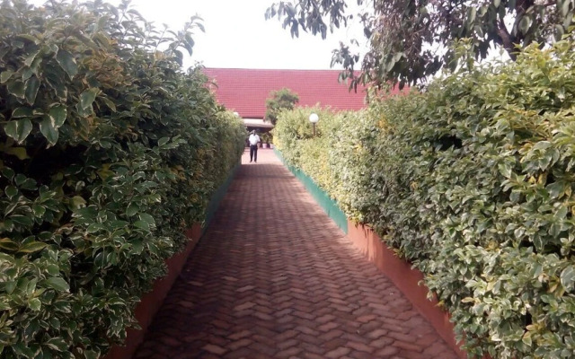 Savannah Lodge Nguluni