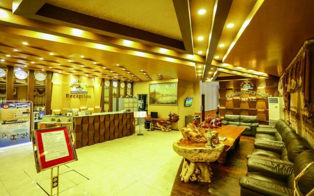 Golden Hotel