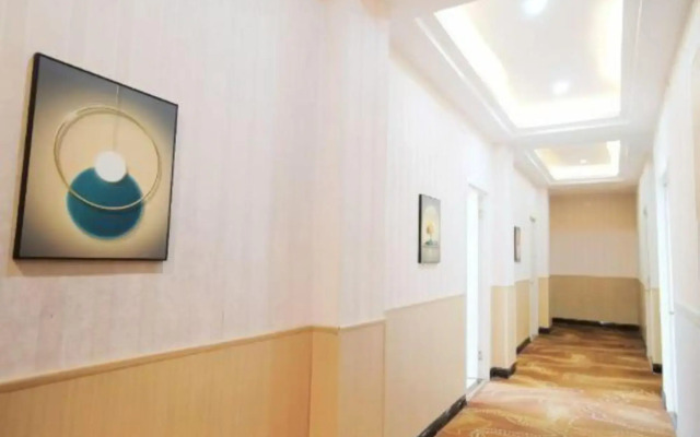 Guilin 9 Degree Hotel