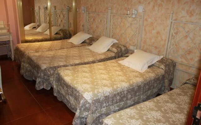 Goya Suites