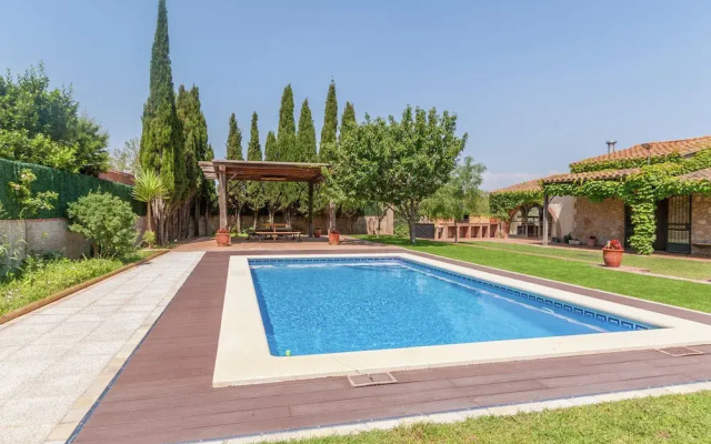 Luxurious Mansion in Albons Spain With Private Garden