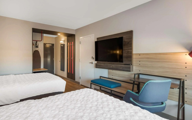 Tru by Hilton Greensboro, NC