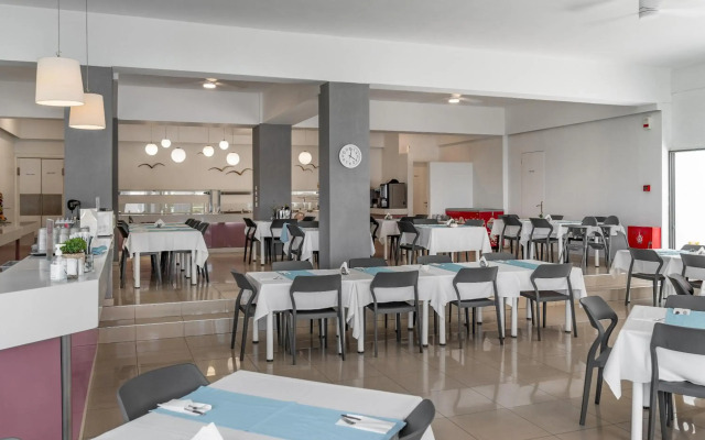 Sunrise Village Hotel