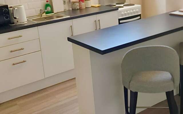 Cosy 1-bed Apartment in Bury Town Centre