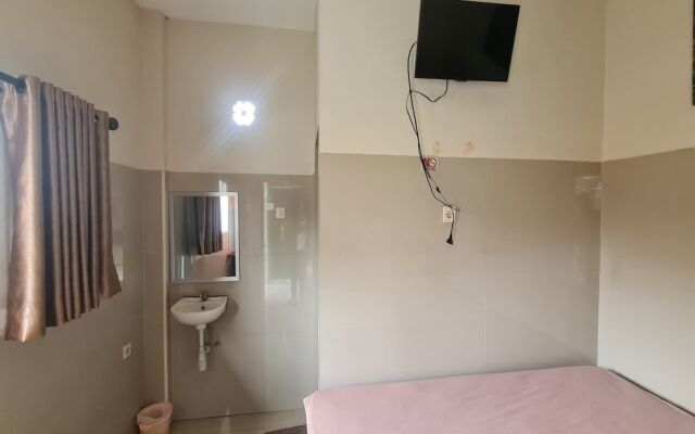 Capital O 93250 Hotel Tirta Kencana 2 Baturaden