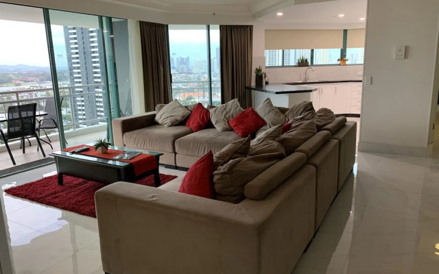 Crown Towers Resort Private Apartments