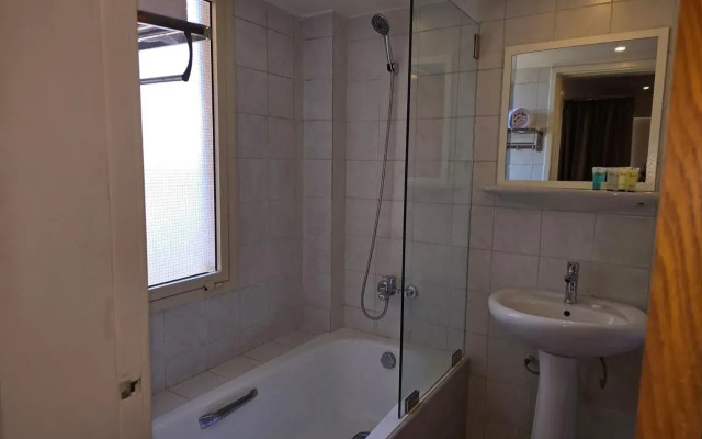 Manara Riva Suites