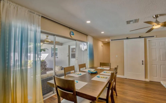 Sunny Escape-heated Pool