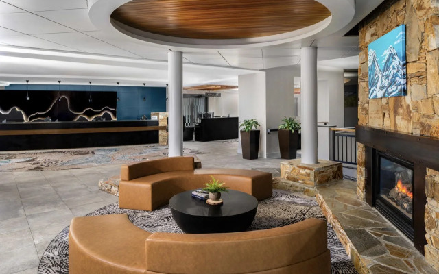 Hilton Whistler Resort & Spa