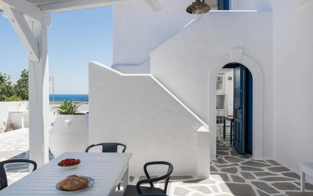 Kalathos Square Luxury Suites