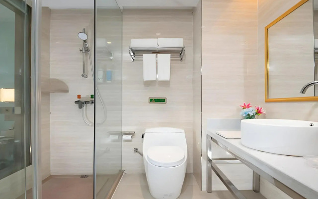Vienna 3 Best Hotel (Jiayuguan Jingtie Market Chengxin Plaza)