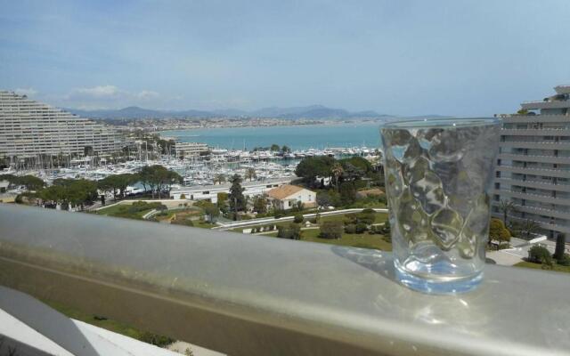 Appartement Villeneuve-Loubet, 3 pièces, 4 personnes - FR-1-252A-11