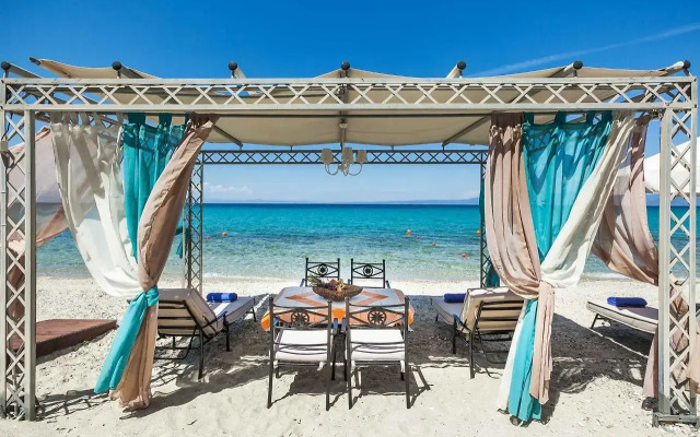 W Villas Halkidiki
