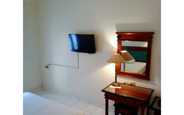 Puri Jaya Hotel