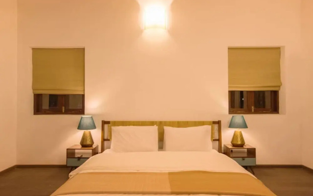 Salt by Hireavilla - 4BR w Heated Pool in Siolim