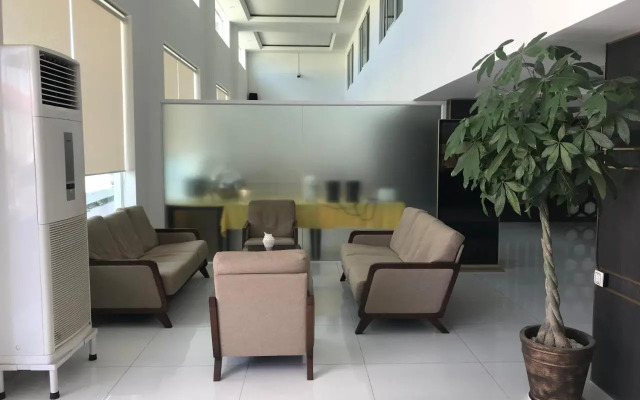 Golden Apple Hotel Two