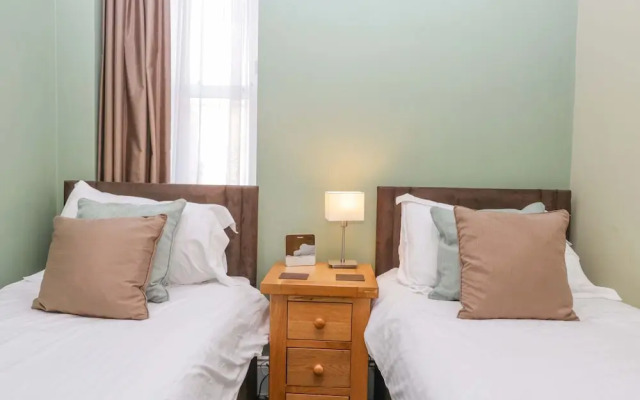 Carlton House Apartment 1
