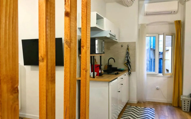 Cosy modern studio in the heart of Nice with AC