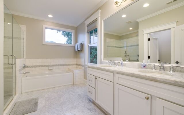 Dog-friendly Durham Home - Walk Downtown!