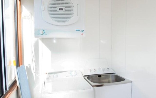 Seven Mile Beach Cabin and Caravan Park