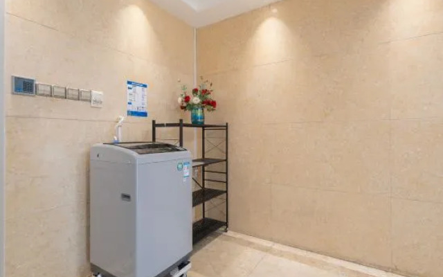 Yiting Hotel (Hefei Railway Station)