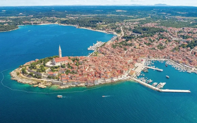 Amazing Home in Rovinj With Wifi and 2 Bedrooms