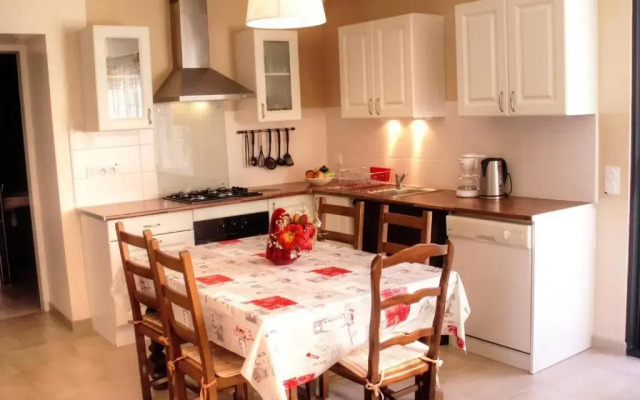 Gîte Saint-Paterne-Racan, 4 pièces, 6 personnes - FR-1-381-286