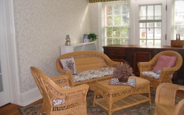 Mountain Laurel Bed & Breakfast