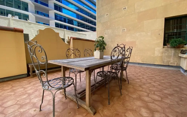 Art Deco Luxury on Elizabeth Quay