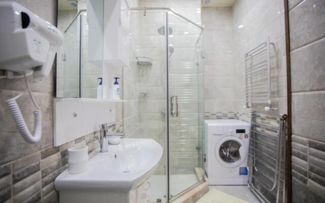 Proper Apartments In Center