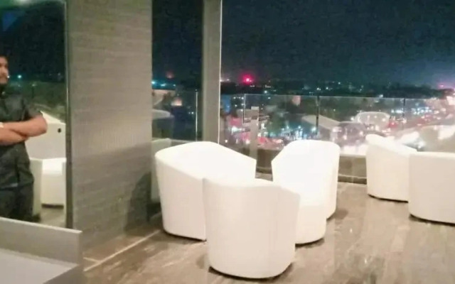 Sapphire Premium Hotel & Suite