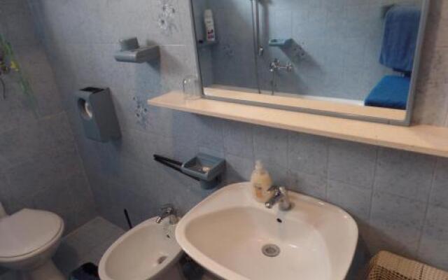 Apartment 4M