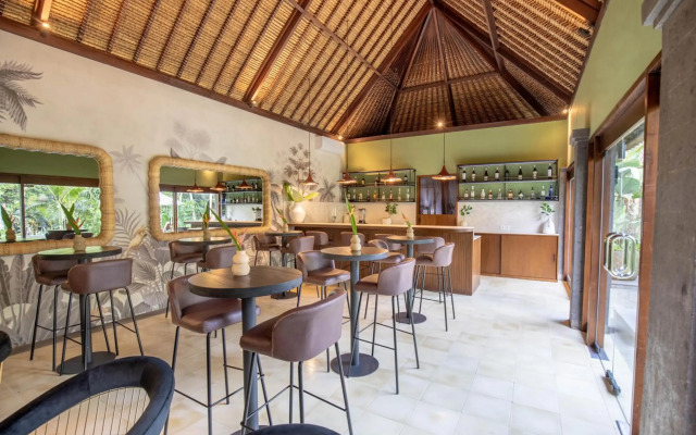 Suara Air Luxury Villa Ubud