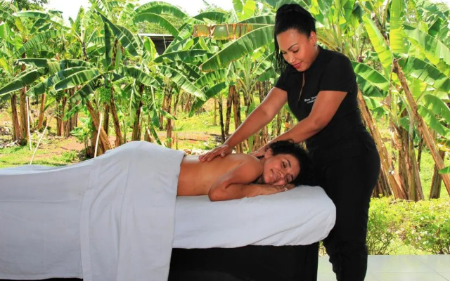 Natura Gardens Galápagos Hotel