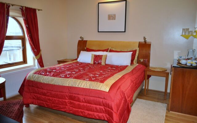 Model Farm Bed & Breakfast