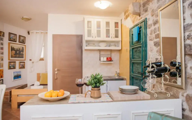 Bramasole Apartments