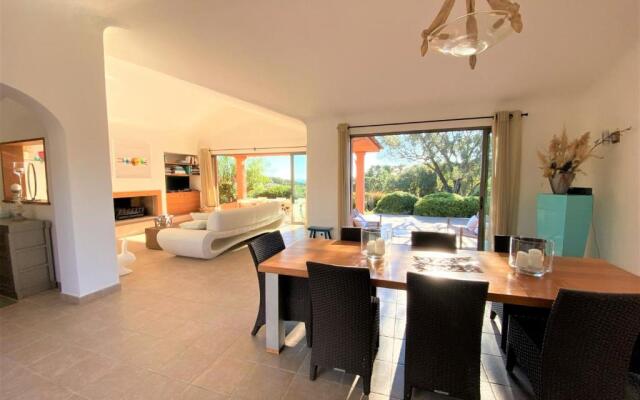 Jolie villa climatisee proche des plages de Pinarello et San Ciprianu