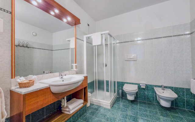 Aparthotel Englovacanze