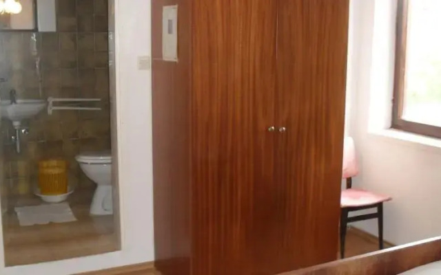 Guesthouse Sobe Radmila