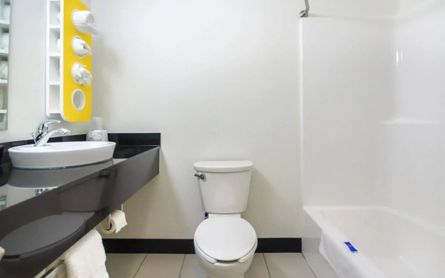 Motel 6 South Bend, IN - Mishawaka