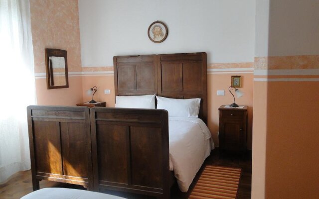 B&B Caslett