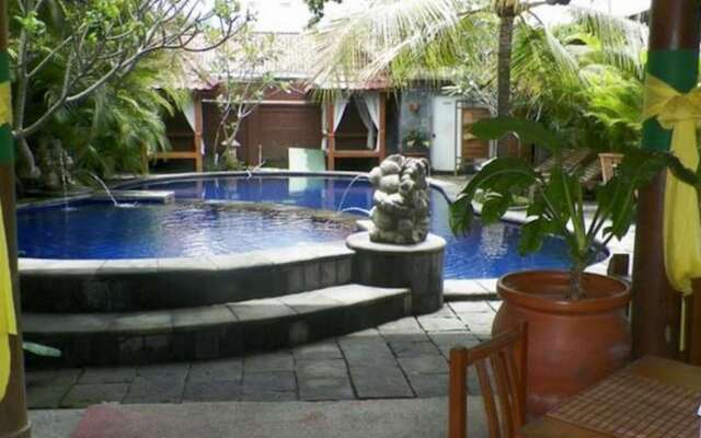 Nyiur Indah Beach Hotel