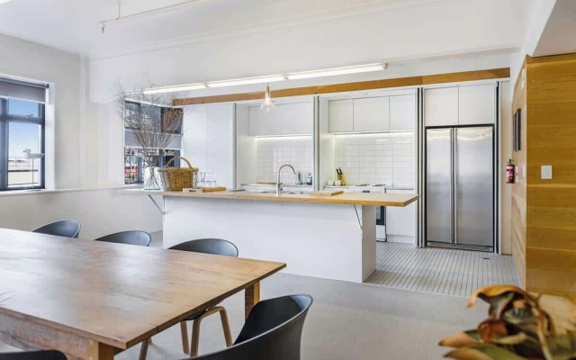 Bedroom On K Road With Private Bathroom